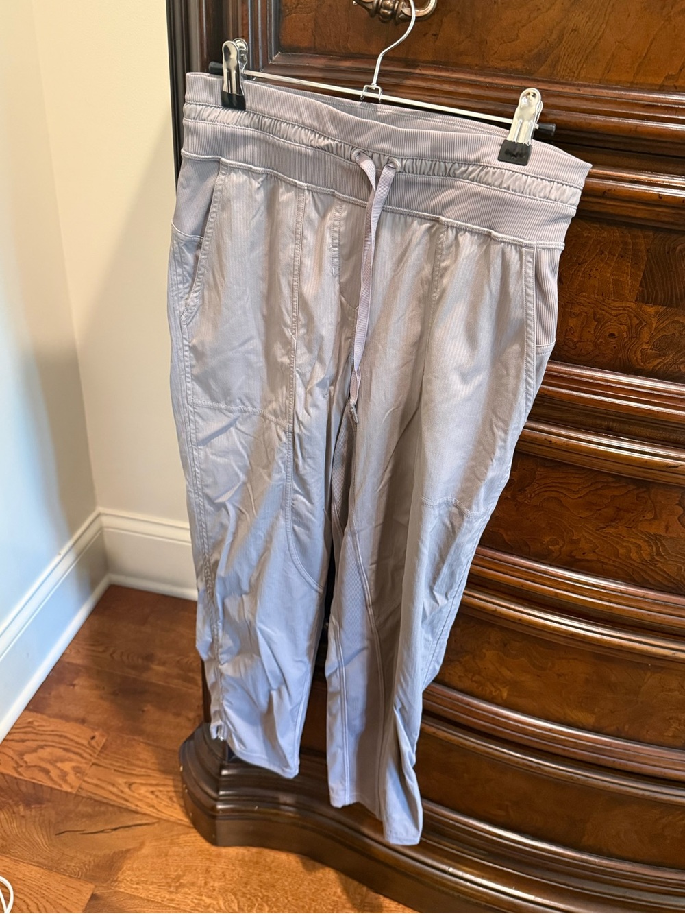 Lululemon Dance Studio Mid-Rise Cropped Pant